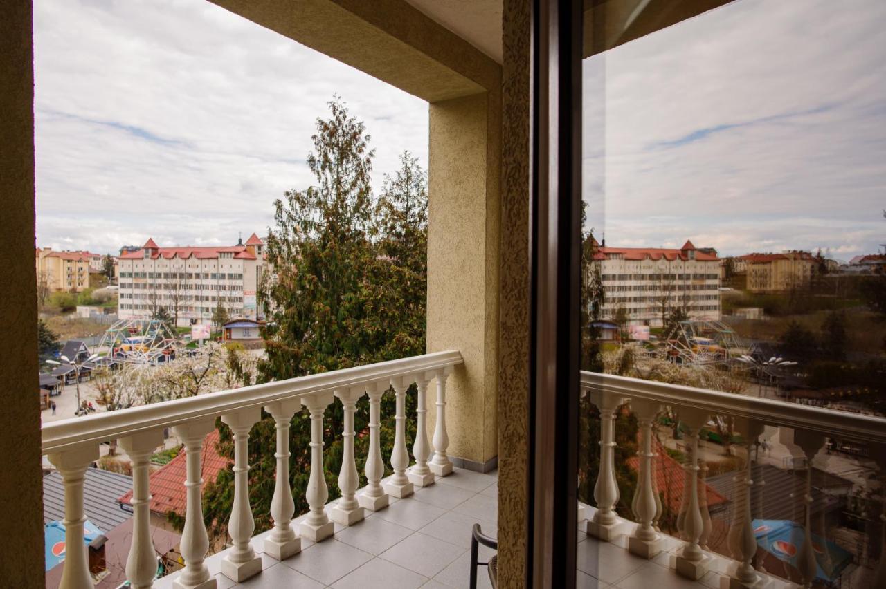 Na Horyzonti Hotel Truskavets Exterior photo
